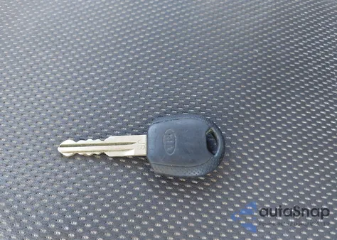 2008 Kia Rio из США, поврежденный, VIN KNADE123X86348331